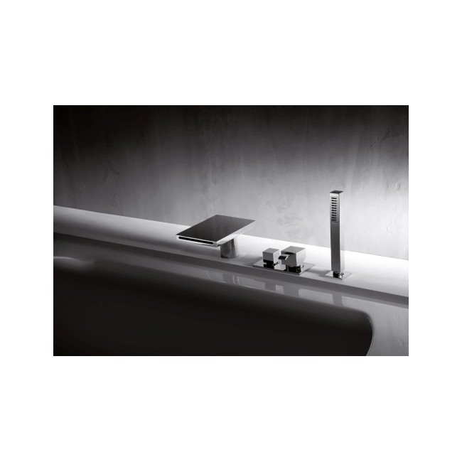 Mitigeur Bain/Douche cascade Chromé QUADRI - CRISTINA ONDYNA QM18051