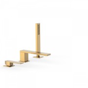 Mitigeur bain d’étagère 
avec douchette anticalcaire.
· Débit : 3 bar – 13 l/min  - TRES 20216103OM 