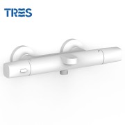 Robinet thermostatique mural OVER-WALL pour baignoire et douche Blanc mat - TRES 19017404BM