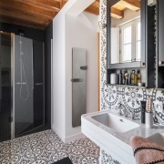 Sèche-serviettes électrique Vertical CAMPA NATURAY HUG Nativ  - INTUIS SIGNATURE