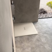 Receveur Kinemoon Style texture pierre lunaire blanc 90x90 bonde centrale - KINEDO RD754 