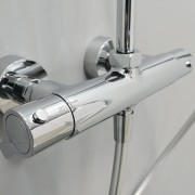 Colonne de douche ronde thermostatique Aquatica chromée - KINEDO CD365