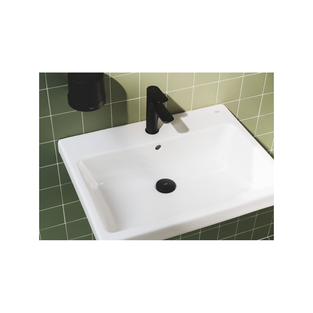 Hotel'S Round Distr De Savon Mural Avec Tirette Noir Mat-Roca A817590C40 