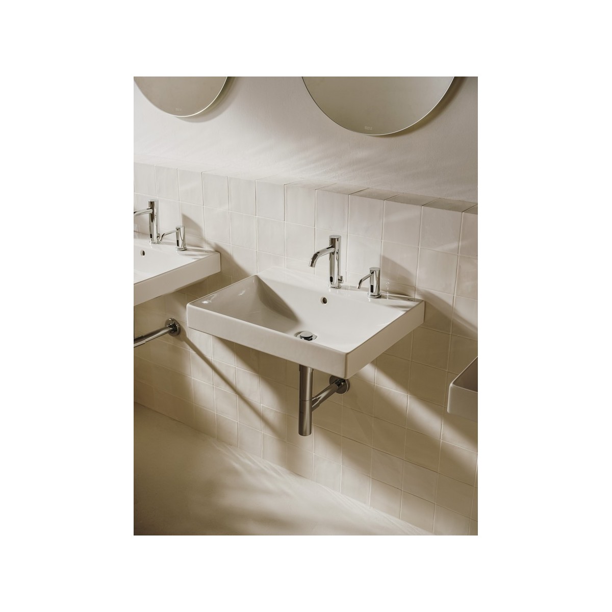 Ona Distr Électronique De Liquide Sur Plan (Piles) Chromé-Roca A818020C00 