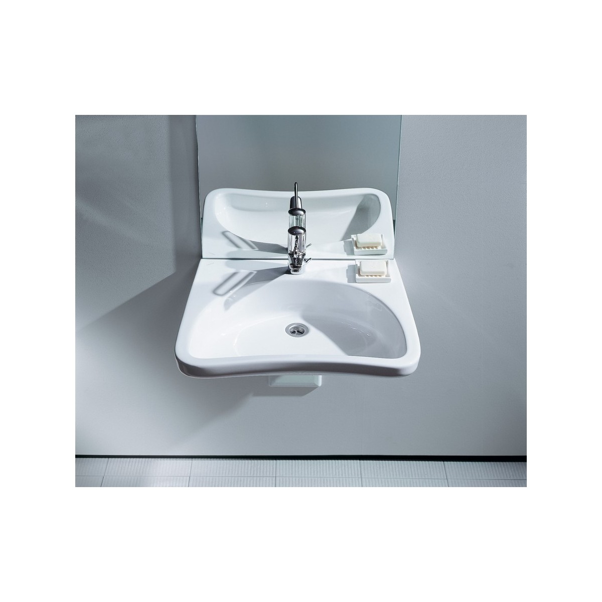 Rehab lavabo pmr 'liberty' avec 1 trou pour la robinetterie 660x550x165 mm blanc - LAUFEN H8106030001041 