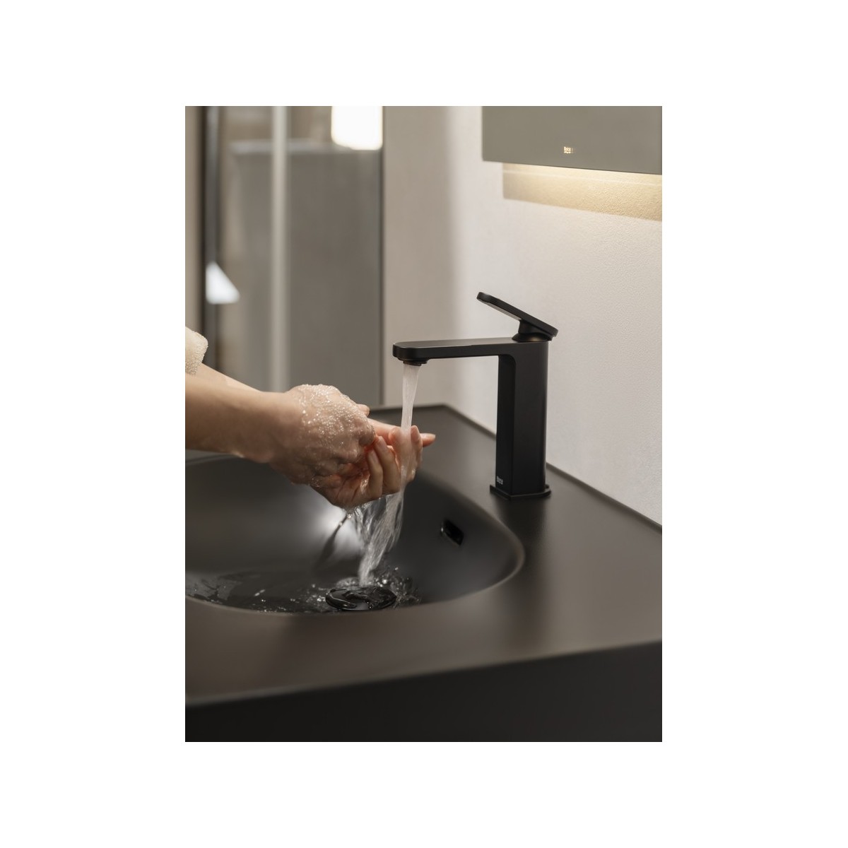 Meridian lavabo mural en fineceramic® noir mat 800x460mm - ROCA A327745080 