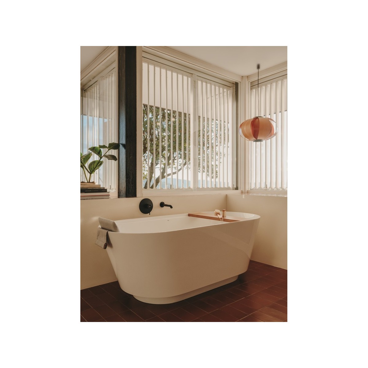 Ona mitigeur de bain ou douche à encastrer 1 voie sur rocabox pvd or brossé - ROCA A5A2B9EVA0 