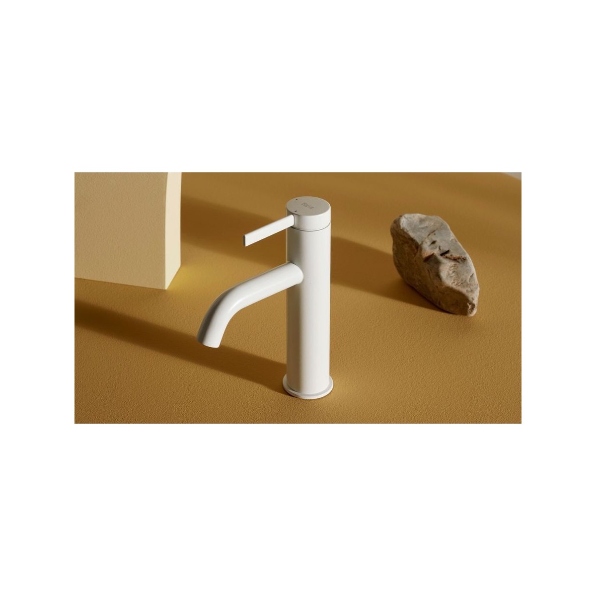 Ona mitigeur de lavabo monotrou corps lisse avec vidage clic-clac blanc mat - ROCA A5A3A9EB00 