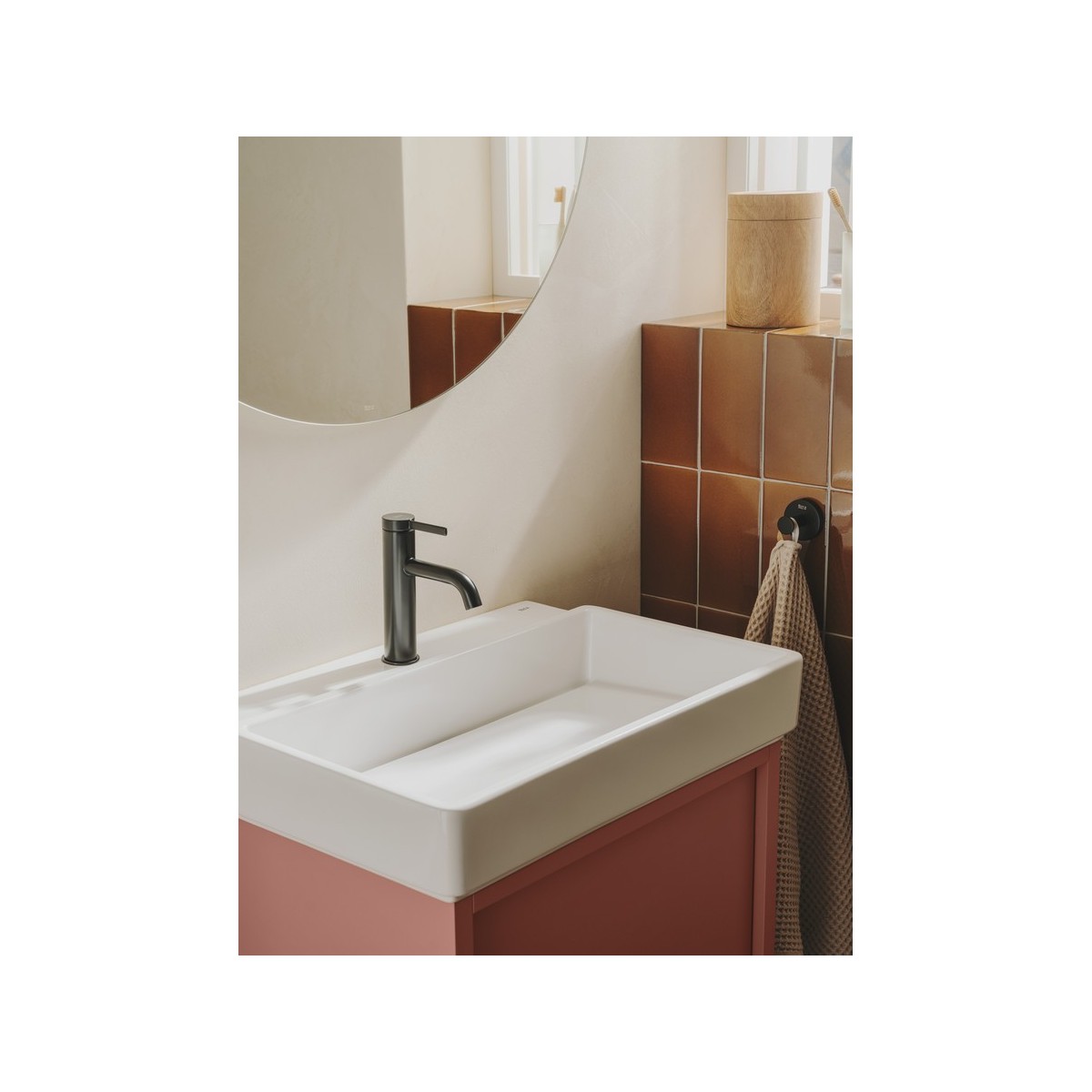 Ona mitigeur de lavabo monotrou corps lisse, vidage clic-clac graphite brossé - ROCA A5A3A9EGM0 