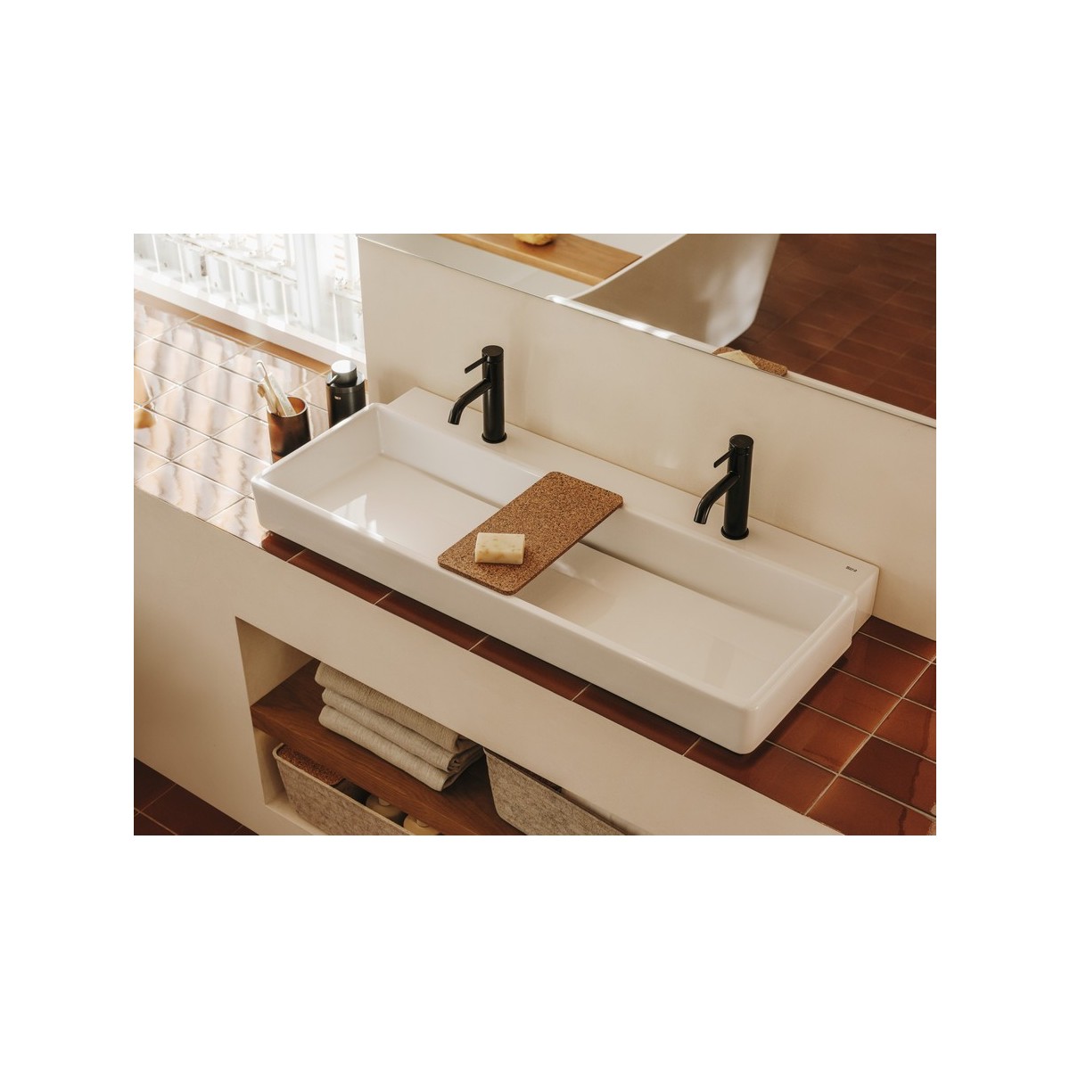 Ona mitigeur de lavabo monotrou corps lisse, vidage clic-clac graphite brossé - ROCA A5A3A9EGM0 