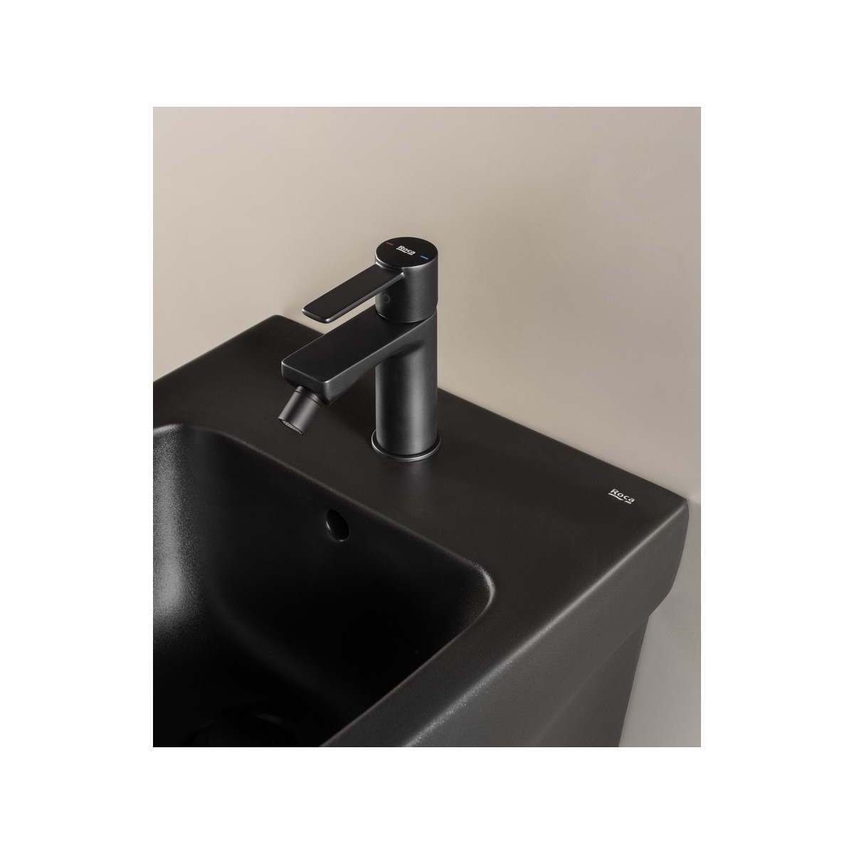 Targa mitigeur pour bidet corps lisse sans vidage noir mat - ROCA A5A625FNB0 