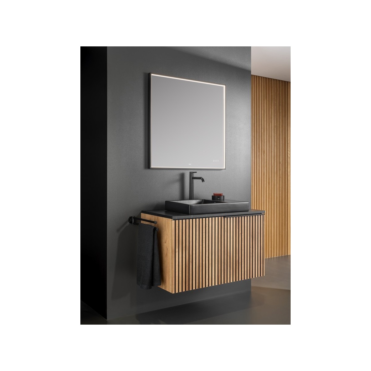Mirai confort miroir avec cadre métallique noir et éclairage led 800x800 - ROCA A812453485 