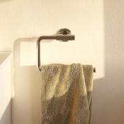 Niara porte-serviette anneau or pâle mat 226x72x164 mm - LAUFEN H3810641650001 