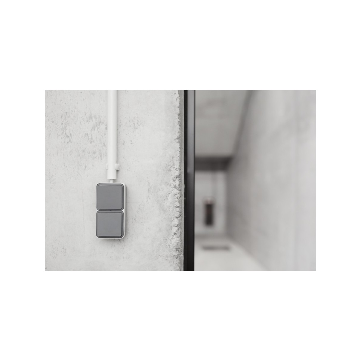 Bouton poussoir 1O/1F lumineux cubyko étanche IP55 gris pose en saillie - HAGER WNC021 