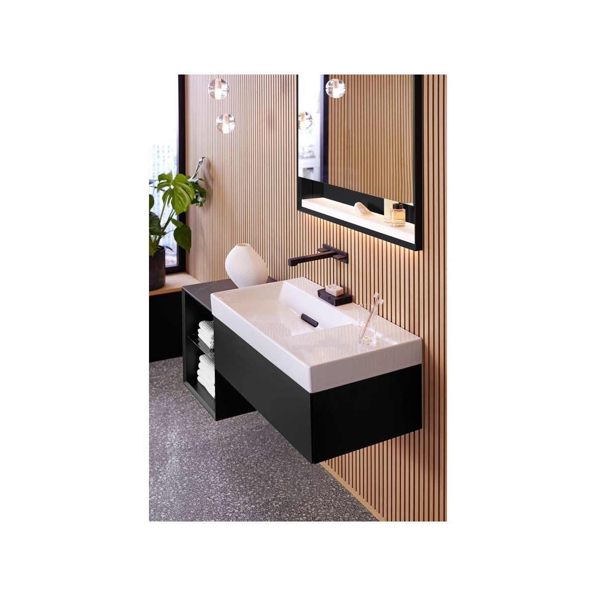 Robinetterie ONE design rect montage mural pr module à encastrer L22 noir - GEBERIT 116.465.14.1 