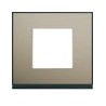Plaque 1P placage bronze - APPAREILLAGE MURAL GALLERY HAGER WXP2202